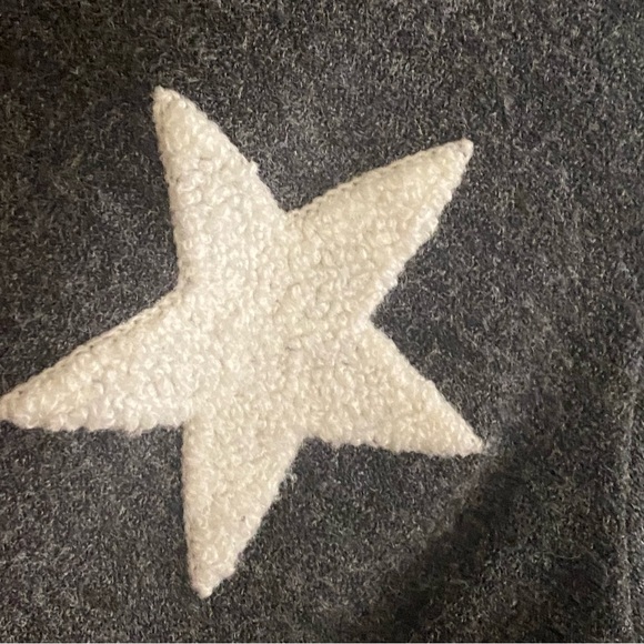 SWEATER NWOT - Picture 4 of 9